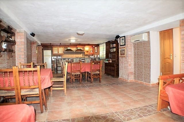 8 soverom Villa til salgs i Benidorm med svømmebasseng garasje - € 934 500 (Ref: 10174906)