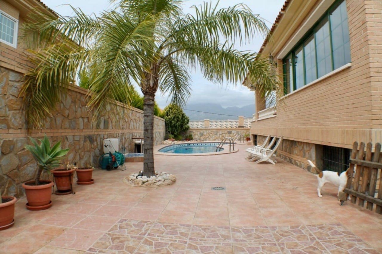 8 soverom Villa til salgs i Benidorm med svømmebasseng garasje - € 934 500 (Ref: 10174906)