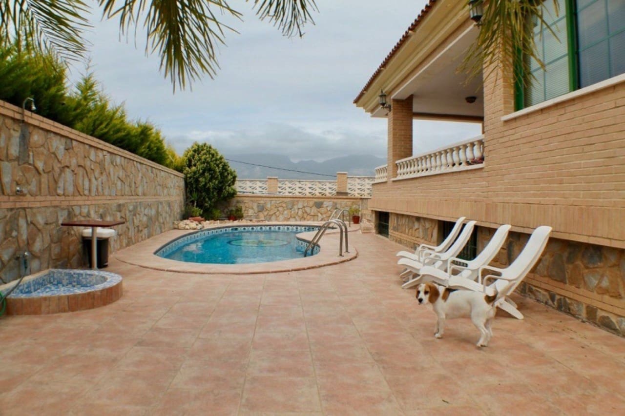 8 soverom Villa til salgs i Benidorm med svømmebasseng garasje - € 934 500 (Ref: 10174906)