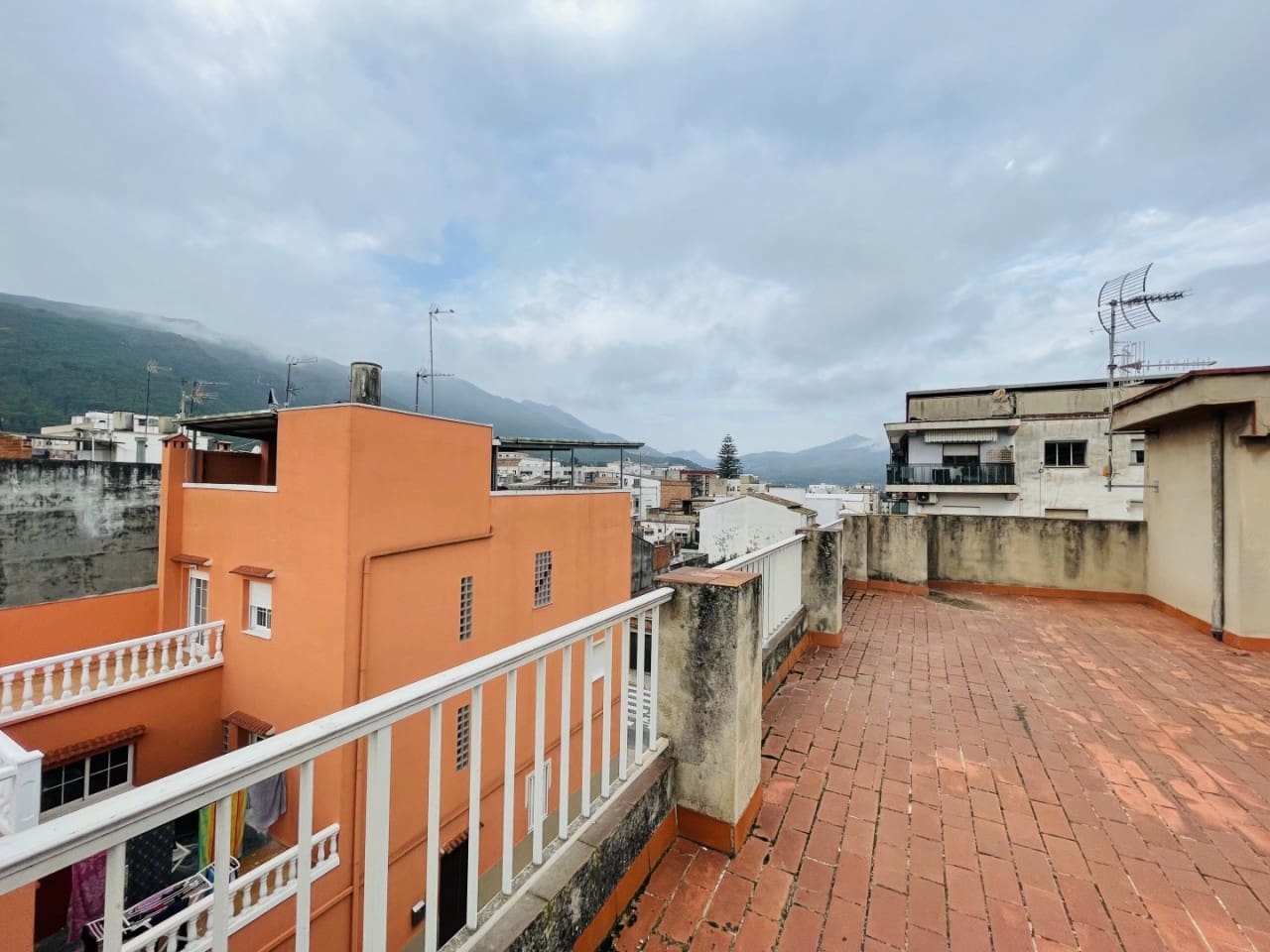 6 soverom Leilighet til salgs i Villalonga med garasje - € 275 000 (Ref: 7590827)