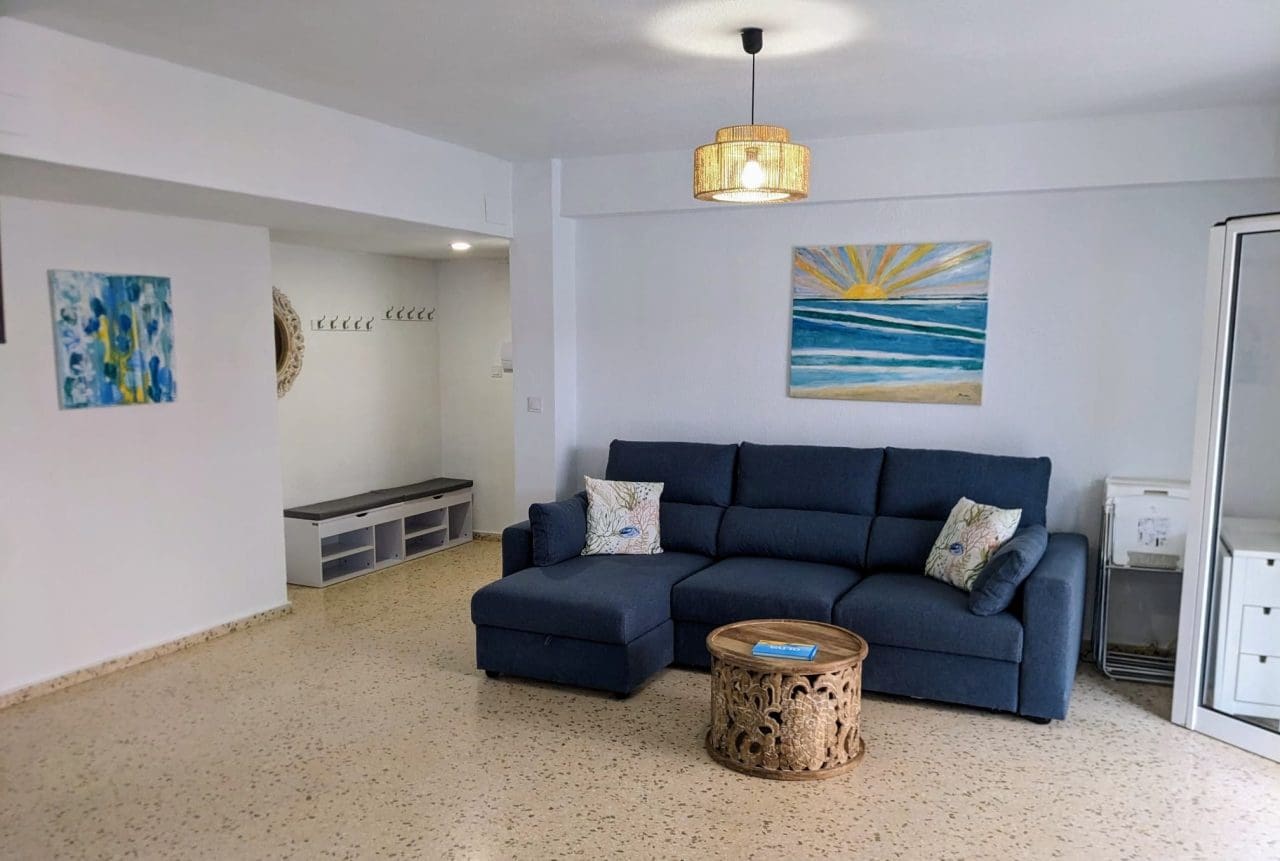 3 bedroom Apartment for rent in Oliva - € 800 (Ref: 7679942)