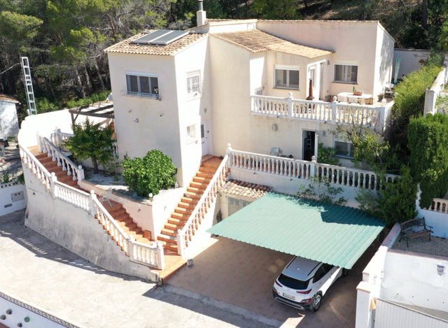 4 soveværelse Villa til salg i Pego med garage - € 259.000 (Ref: 8681011)