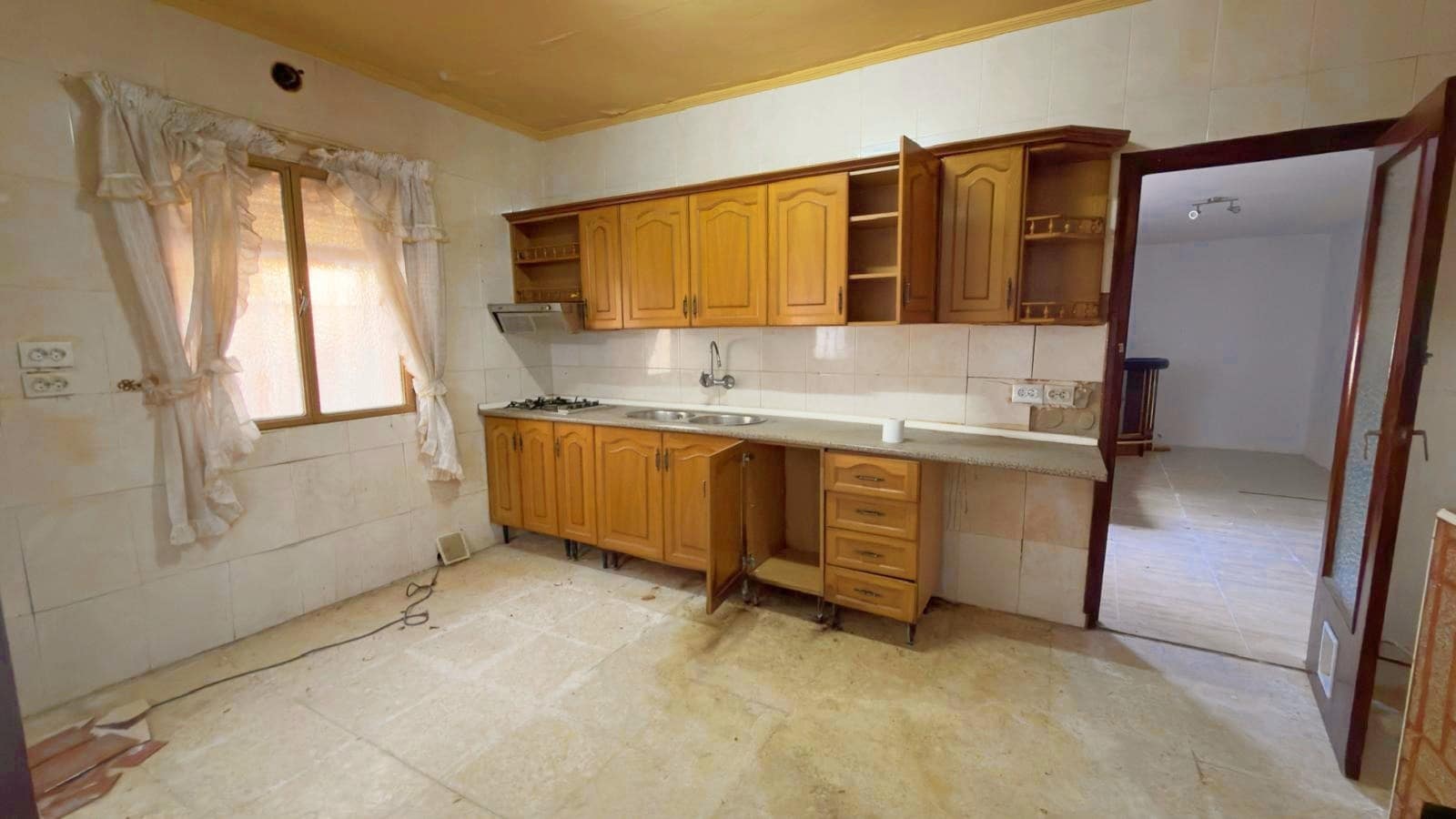 4 chambre Finca/Maison de Campagne à vendre à Sabariego avec garage - 69 950 € (Ref: 10061026)