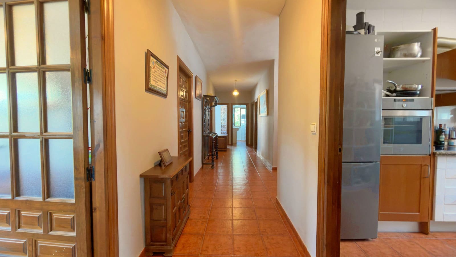 5 bedroom Villa for sale in Loja with pool garage - € 325,000 (Ref: 10061033)