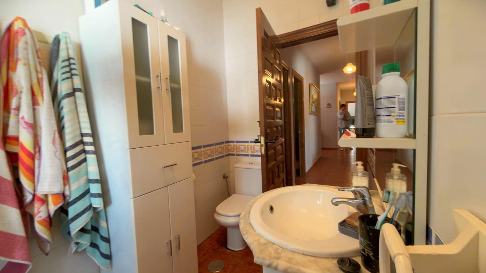 5 bedroom Villa for sale in Loja with pool garage - € 325,000 (Ref: 10061033)