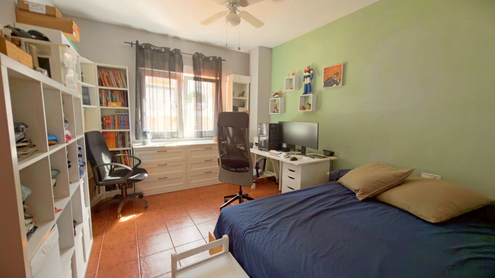 5 bedroom Villa for sale in Loja with pool garage - € 325,000 (Ref: 10061033)