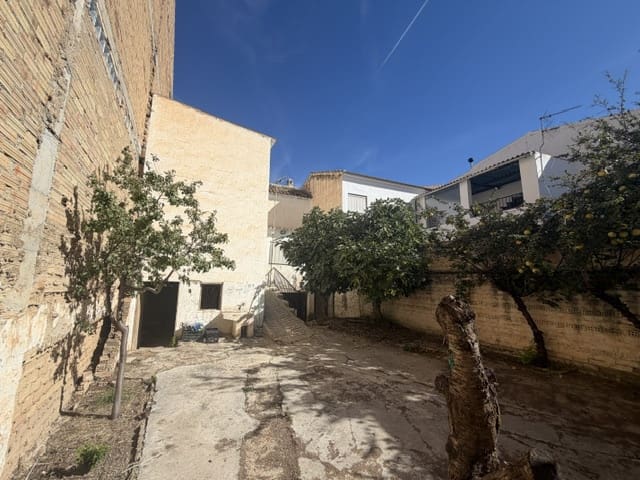 4 bedroom Townhouse for sale in Villanueva del Trabuco - € 90,000 (Ref: 10062960)