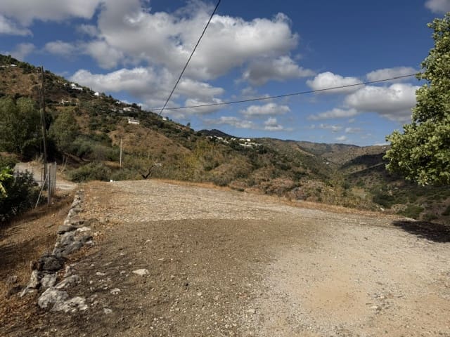 3 quarto Quinta/Casa Rural para venda em Comares com garagem - 250 000 € (Ref: 10072975)