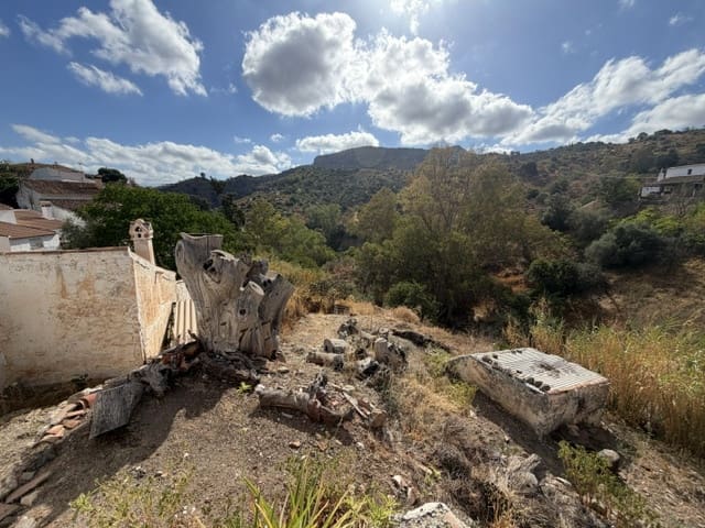 3 quarto Quinta/Casa Rural para venda em Comares com garagem - 250 000 € (Ref: 10072975)