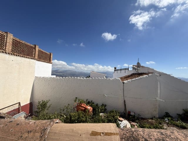 3 bedroom Townhouse for sale in Comares - € 76,000 (Ref: 10077278)