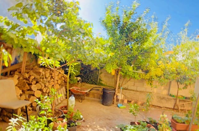Gewerbe zu verkaufen in Loja - 390.000 € (Ref: 10097349)