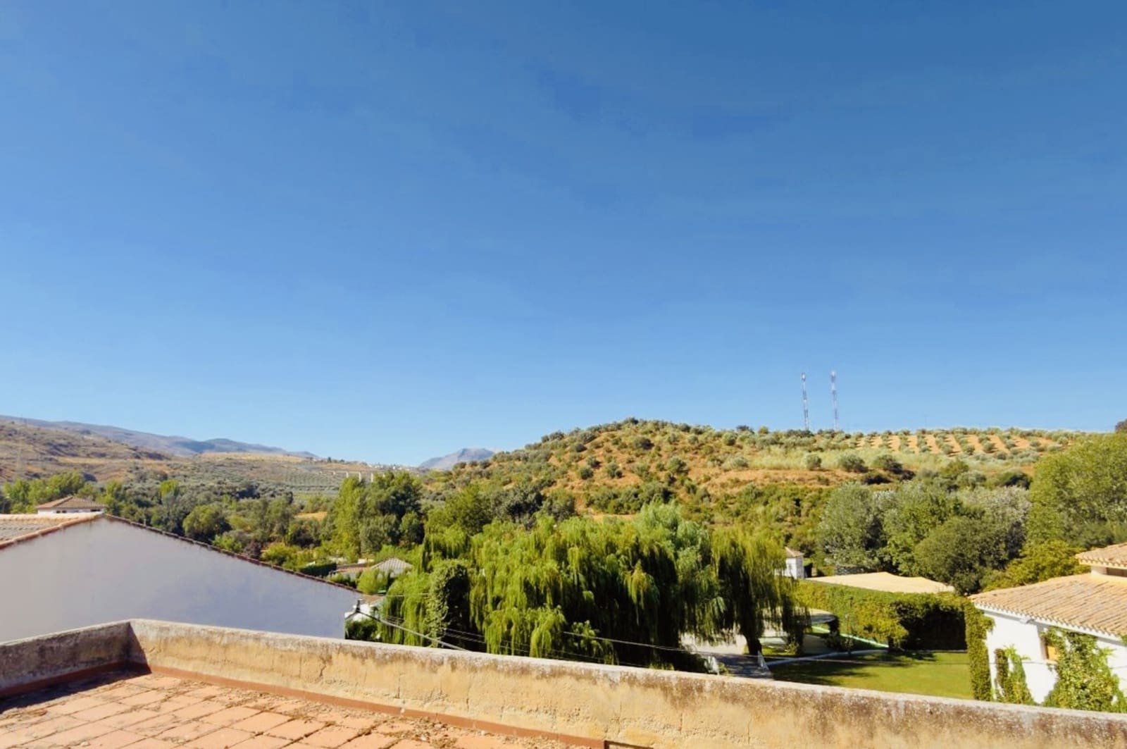 Gewerbe zu verkaufen in Loja - 390.000 € (Ref: 10097349)