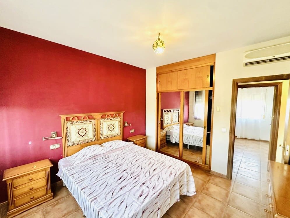 3 sovrum Hus till salu i Fuente de Piedra med pool garage - 155 000 € (Ref: 10100493)