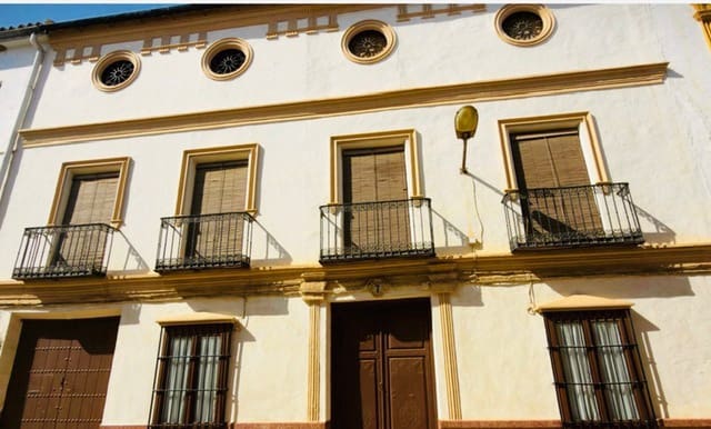 4 bedroom Townhouse for sale in Alameda with garage - € 220,000 (Ref: 10102855)