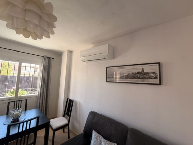 Chalet de 4 habitaciones en Fuente de Piedra en venta con piscina garaje - 190.000 € (Ref: 10111832)