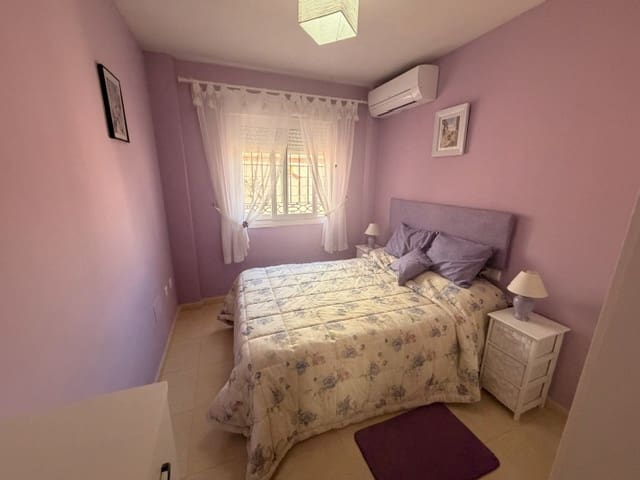 Chalet de 4 habitaciones en Fuente de Piedra en venta con piscina garaje - 190.000 € (Ref: 10111832)