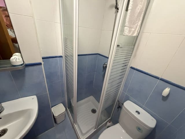 Chalet de 4 habitaciones en Fuente de Piedra en venta con piscina garaje - 190.000 € (Ref: 10111832)