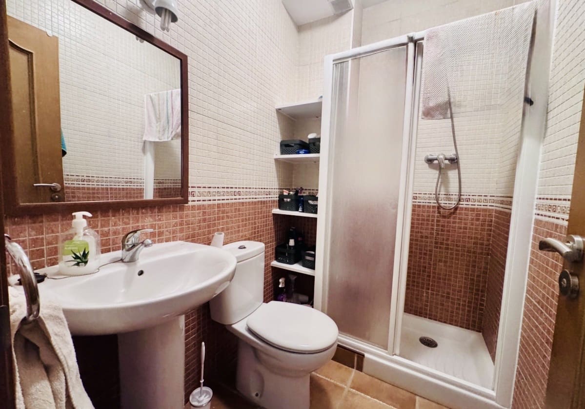 3 sovrum Hus till salu i Iznajar - 130 000 € (Ref: 10112247)