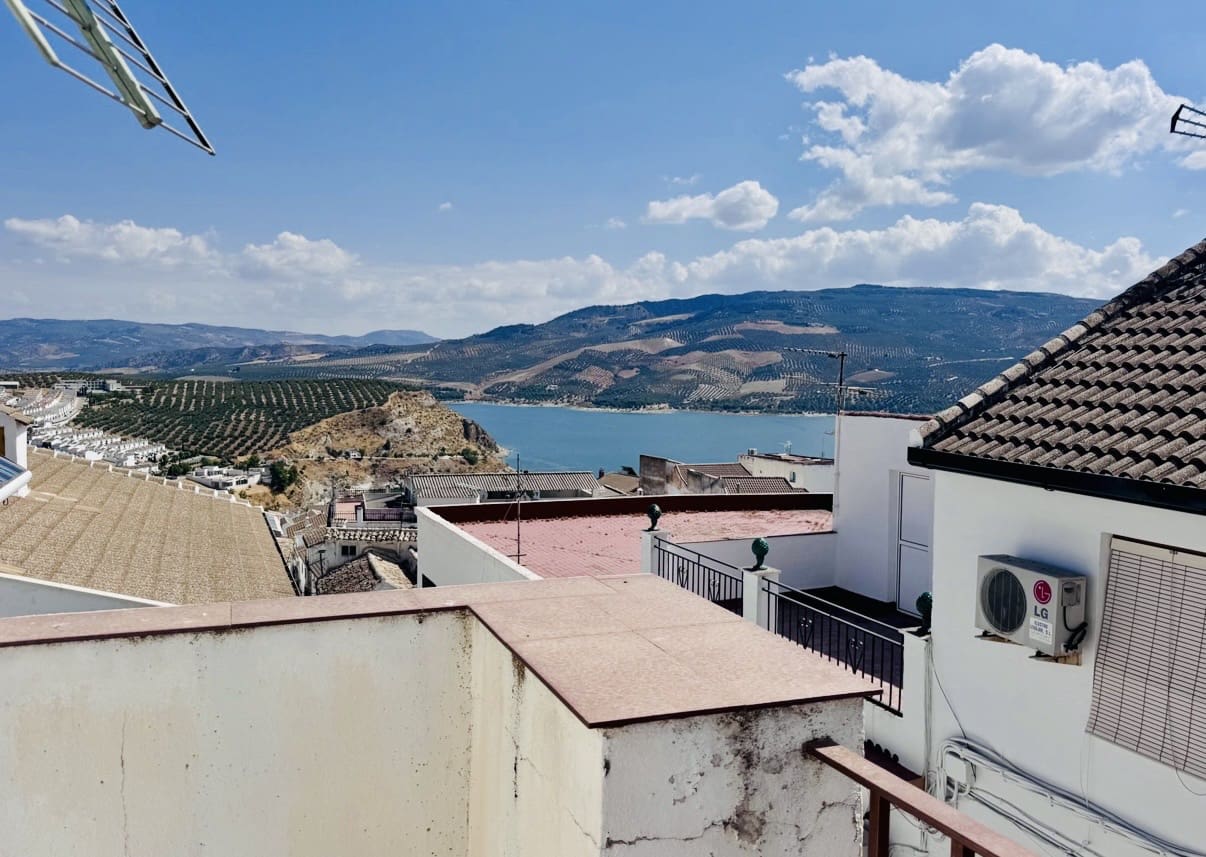 3 sovrum Hus till salu i Iznajar - 130 000 € (Ref: 10112247)