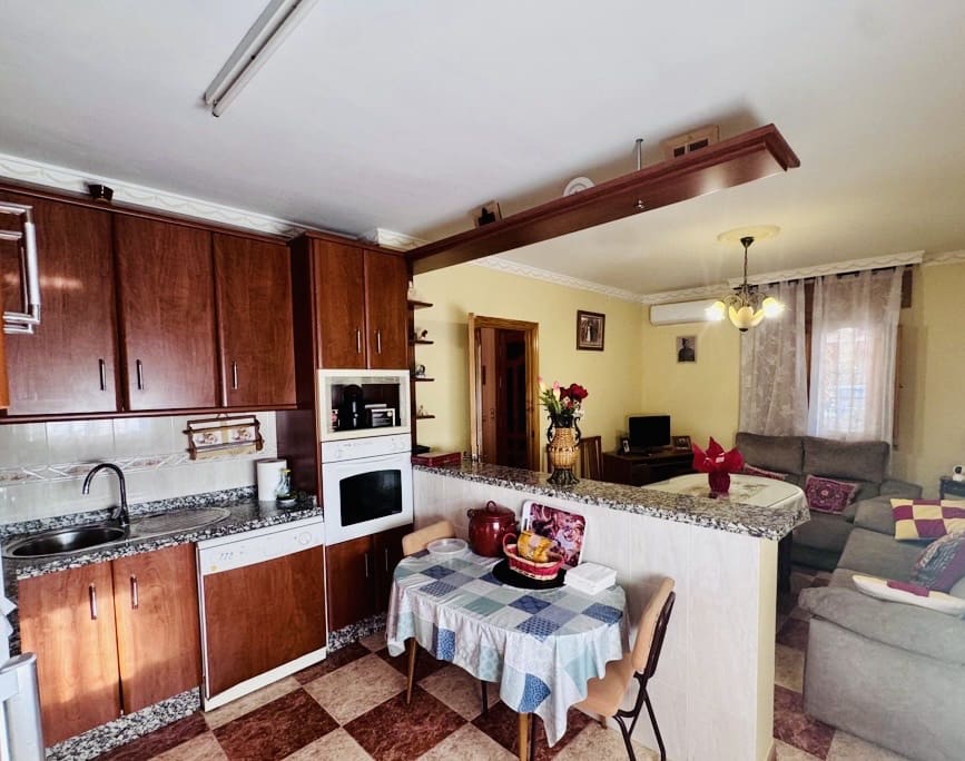 3 quarto Quinta/Casa Rural para venda em Iznajar com garagem - 229 000 € (Ref: 10124552)
