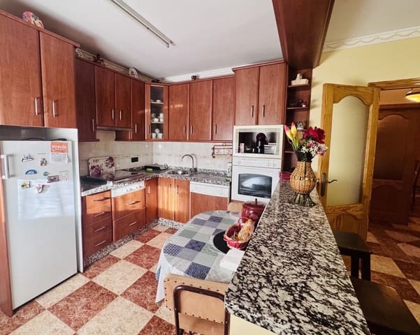 3 quarto Quinta/Casa Rural para venda em Iznájar com garagem - 229 000 € (Ref: 10124552)