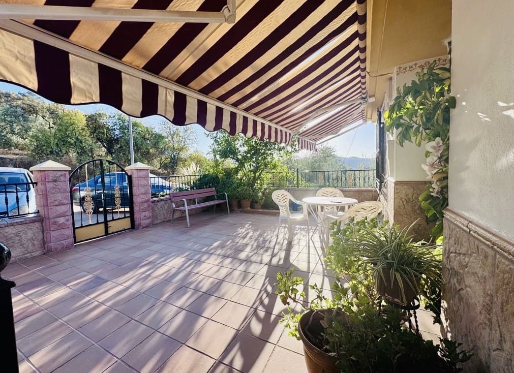 3 quarto Quinta/Casa Rural para venda em Iznajar com garagem - 229 000 € (Ref: 10124552)