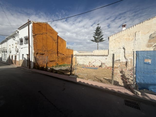 3 bedroom Townhouse for sale in Fuente de Piedra with garage - € 163,000 (Ref: 10124744)