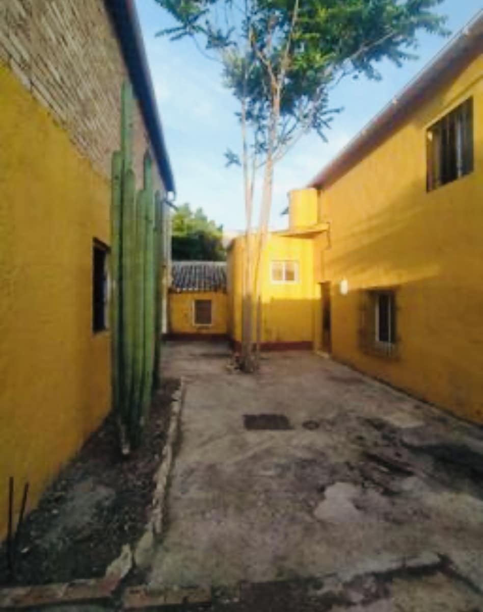 7 slaapkamer Huis te koop in Villanueva del Trabuco met garage - € 96.000 (Ref: 10155915)