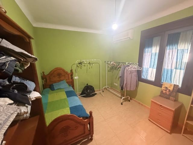 3 bedroom Townhouse for sale in Fuente de Piedra - € 126,000 (Ref: 10158752)