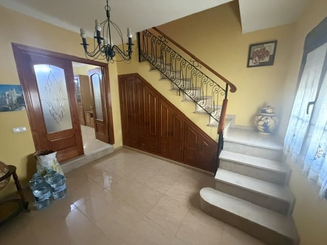 3 bedroom Townhouse for sale in Fuente de Piedra - € 126,000 (Ref: 10158752)