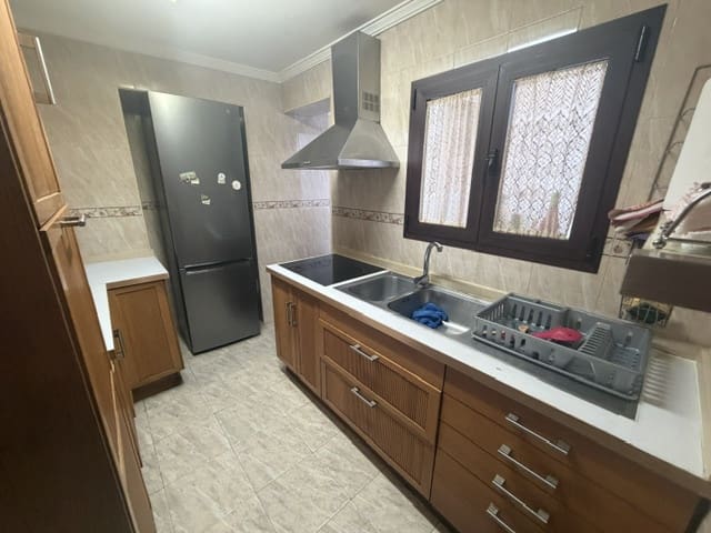 3 bedroom Townhouse for sale in Fuente de Piedra - € 126,000 (Ref: 10158752)