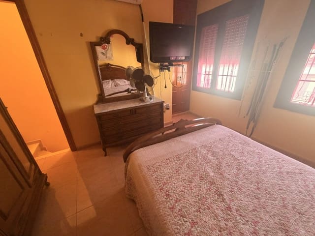 3 bedroom Townhouse for sale in Fuente de Piedra - € 126,000 (Ref: 10158752)