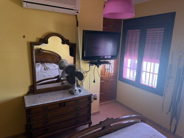 3 bedroom Townhouse for sale in Fuente de Piedra - € 126,000 (Ref: 10158752)