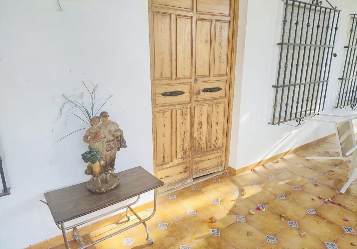 4 bedroom Finca/Country House for sale in Puente Genil with pool garage - € 339,000 (Ref: 10163788)