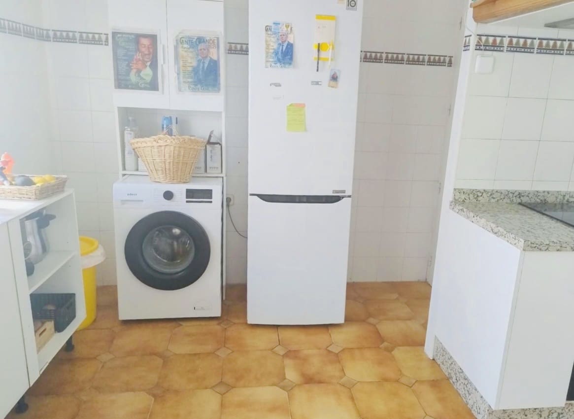 4 bedroom Finca/Country House for sale in Puente Genil with pool garage - € 339,000 (Ref: 10163788)