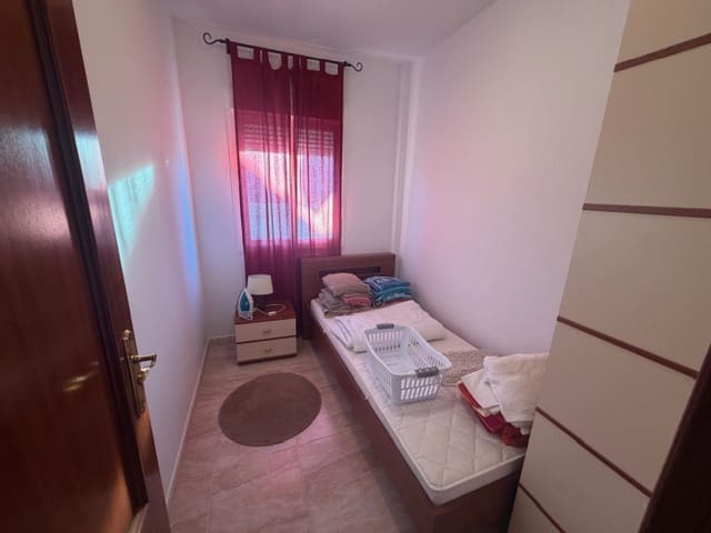 4 soveværelse Byhus til salg i Fuente de Piedra med swimmingpool garage - € 159.000 (Ref: 10170227)