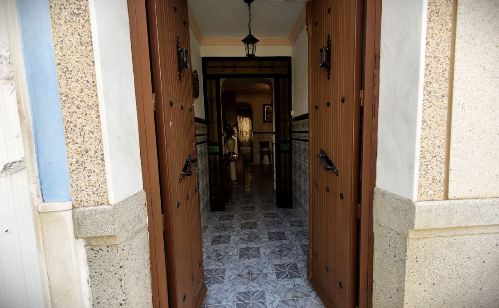 3 bedroom Townhouse for sale in La Roda de Andalucia - € 100,000 (Ref: 10183693)