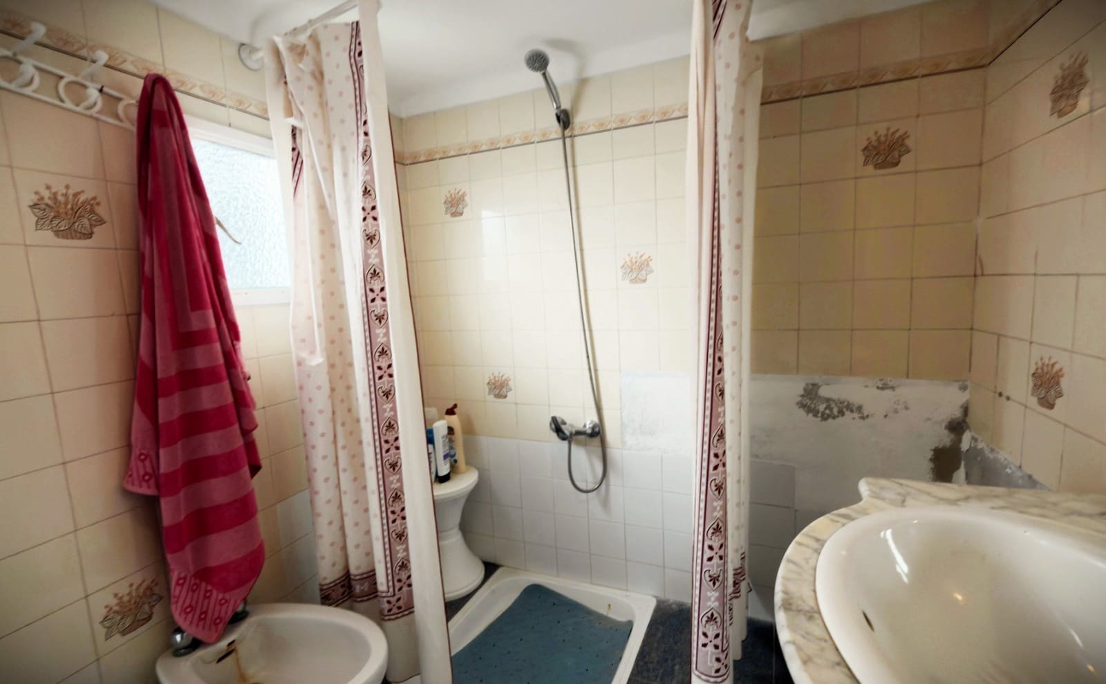 3 bedroom Townhouse for sale in La Roda de Andalucia - € 100,000 (Ref: 10183693)