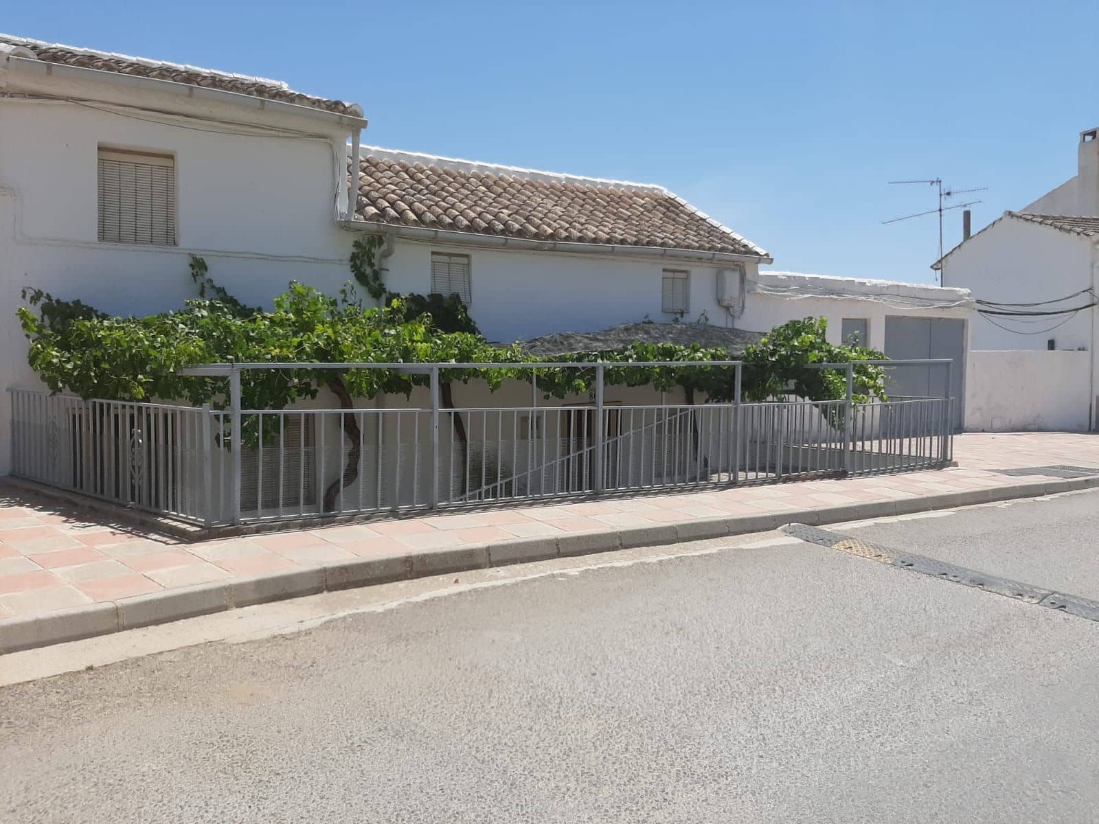 3 sypialnia Dom na sprzedaż w Villanueva de Tapia - 49 000 € (Ref: 2760491)