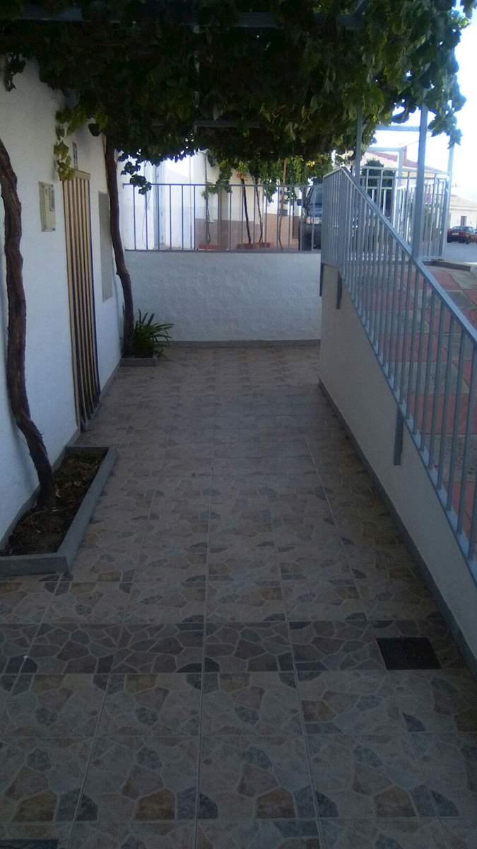 3 sypialnia Dom na sprzedaż w Villanueva de Tapia - 49 000 € (Ref: 2760491)