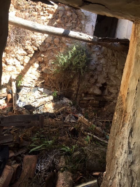 2 bedroom Finca/Country House for sale in Comares - € 69,000 (Ref: 6357826)