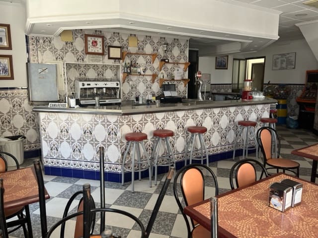 3 soveværelse Erhverv til salg i Fuente de Piedra - € 210.000 (Ref: 6821850)