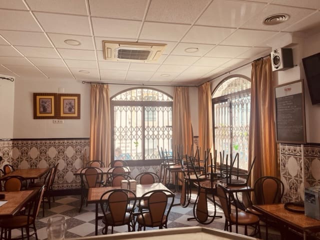 3 soveværelse Erhverv til salg i Fuente de Piedra - € 210.000 (Ref: 6821850)