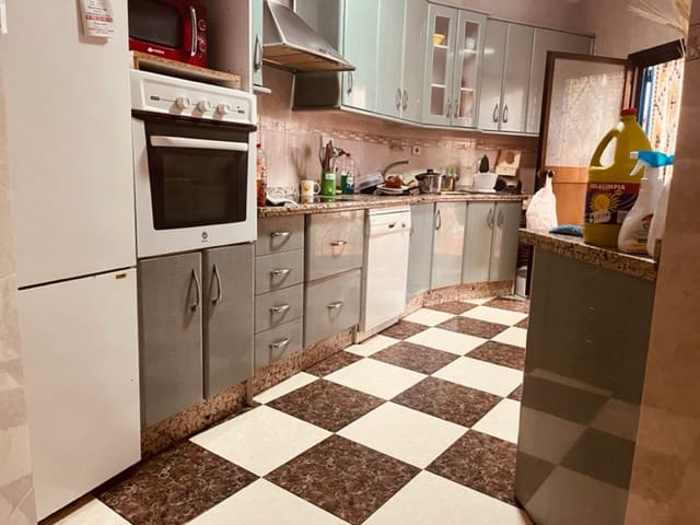 3 soveværelse Erhverv til salg i Fuente de Piedra - € 210.000 (Ref: 6821850)