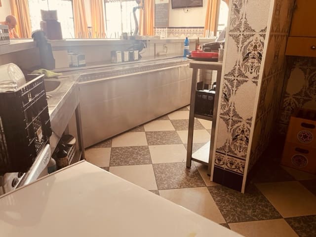 3 soveværelse Erhverv til salg i Fuente de Piedra - € 210.000 (Ref: 6821850)