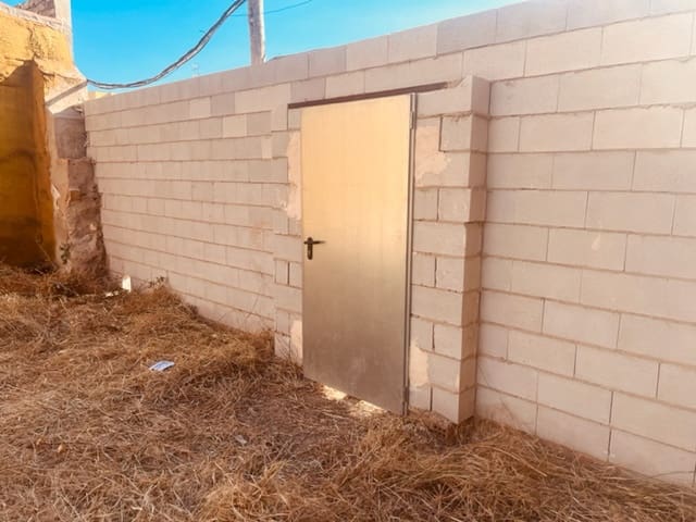 Grunde uden byggetilladelser til salg i Fuente de Piedra - € 54.950 (Ref: 6946218)