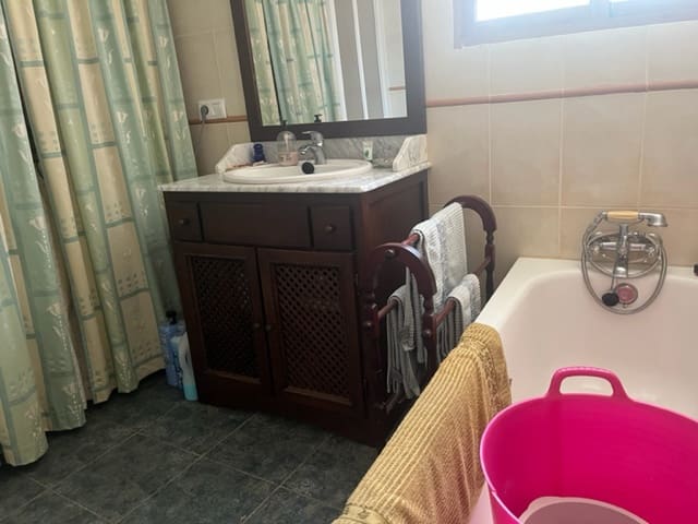 6 quarto Quinta/Casa Rural para venda em Iznajar com piscina - 385 000 € (Ref: 7060172)