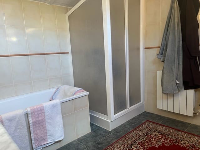 6 quarto Quinta/Casa Rural para venda em Iznajar com piscina - 385 000 € (Ref: 7060172)