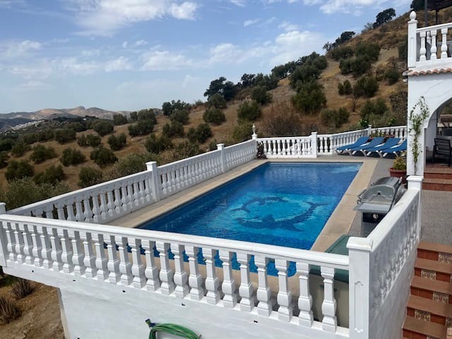 6 quarto Quinta/Casa Rural para venda em Iznajar com piscina - 385 000 € (Ref: 7060172)