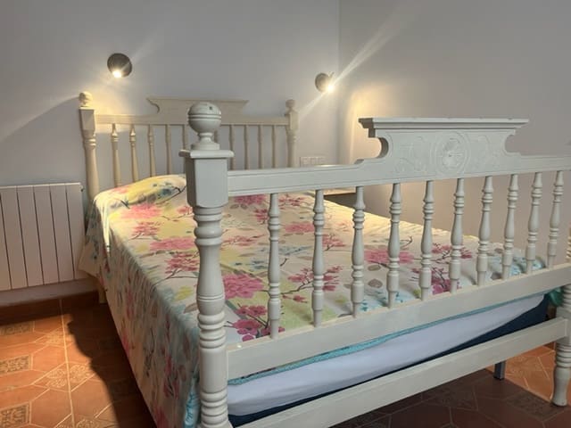 6 quarto Quinta/Casa Rural para venda em Iznajar com piscina - 385 000 € (Ref: 7060172)